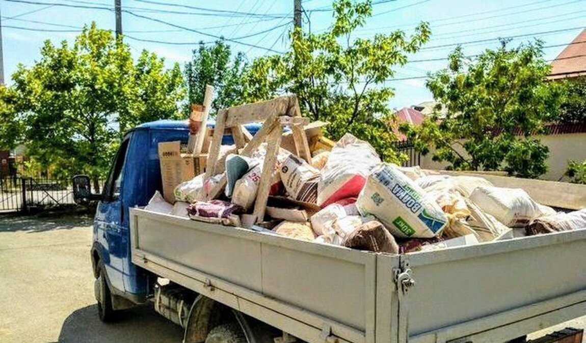Вывоз мусора Газелью в Новомосковске в октябре
