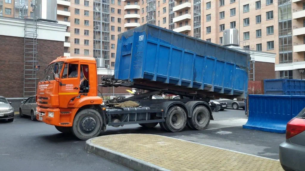 Аренда пухто для вывоза строительного и бытового мусора в Новомосковске в октябре