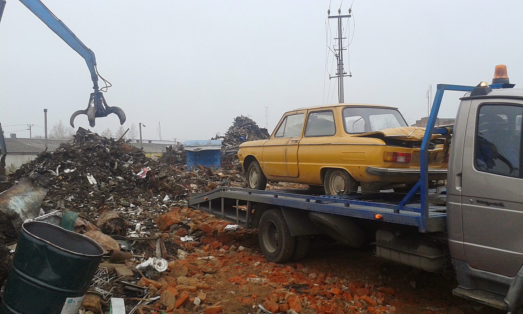 Вывоз старых автомобилей на утилизацию в Новомосковске от ПроМусор – утилизация автохлама и авто с вывозом от 310 руб