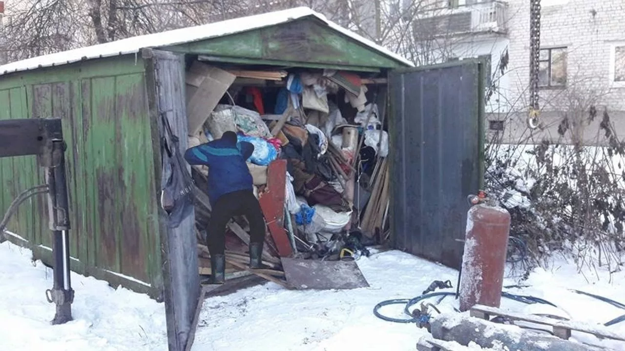 Вывоз мусора из гаража с гарантией чистоты в Новомосковске в октябре