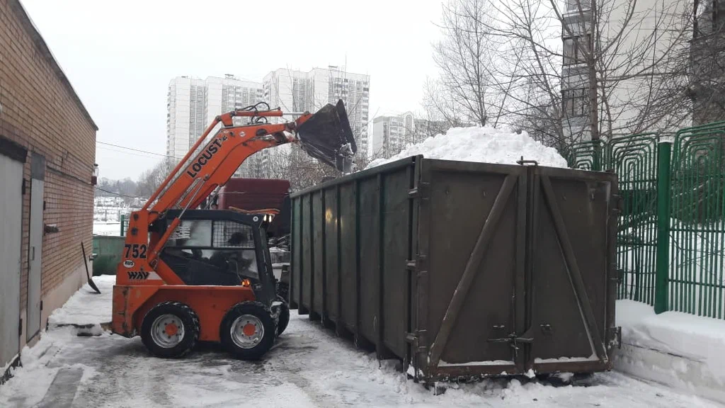 Вывоз снега контейнерами в Новомосковске — цена от 3304 руб., заказать контейнер для снега в ПроМусор